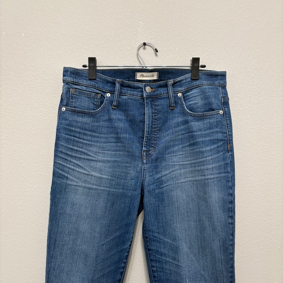Madewell 10" High-Rise Skinny Jeans: Tulip-Hem Edition - 32 - Picture 3 of 9